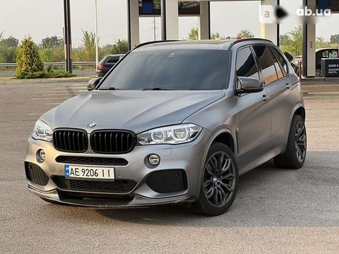 BMW X5 2016 - фото 11