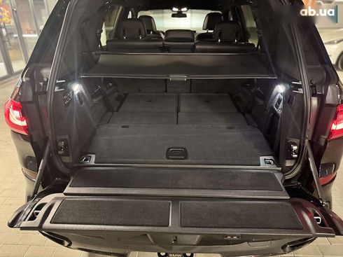 BMW X7 2021 - фото 24
