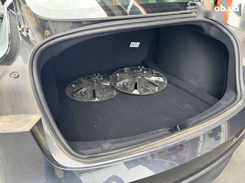 Tesla Model 3 2024 - фото 9