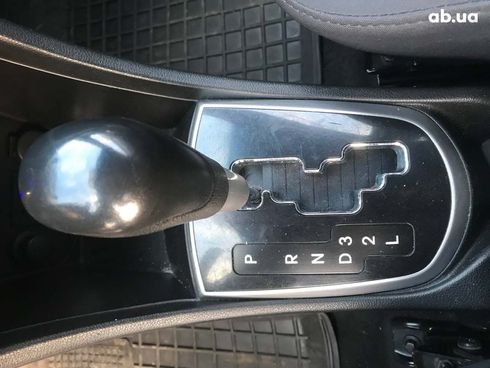 Hyundai Accent 2013 бежевый - фото 20