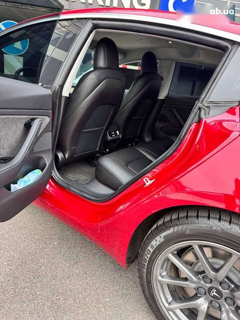 Tesla Model 3 2019 - фото 15
