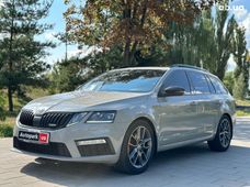 Продаж вживаних Skoda Octavia 2017 року - купити на Автобазарі