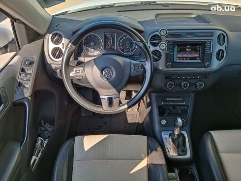 Volkswagen Tiguan 2016 белый - фото 16