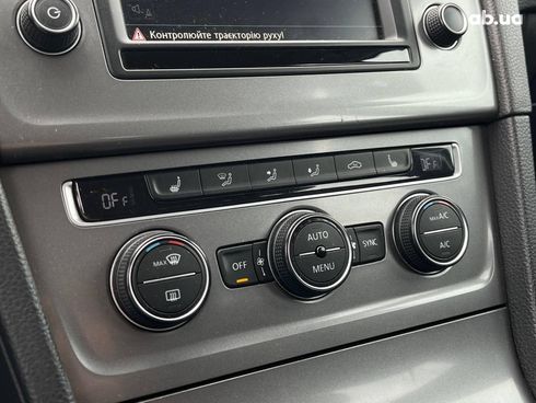 Volkswagen Golf 2016 серый - фото 24