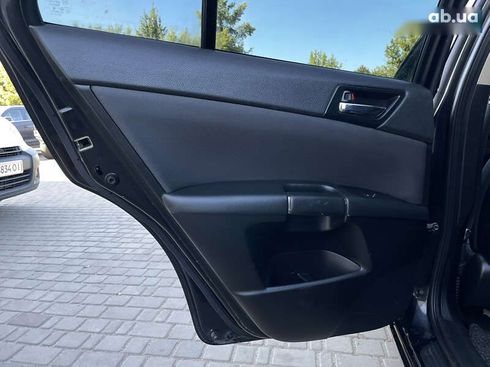 Suzuki Kizashi 2011 - фото 28