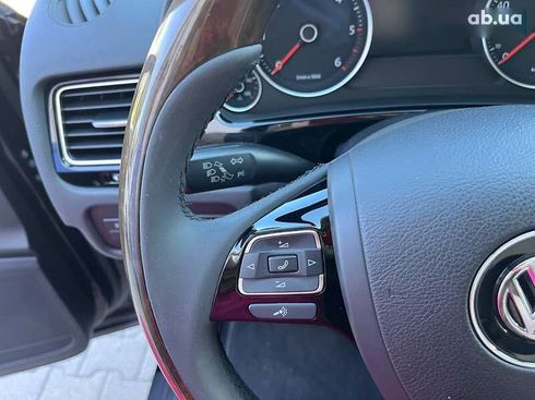 Volkswagen Touareg 2015 - фото 19