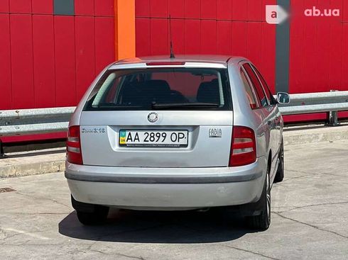 Skoda Fabia 2003 - фото 12