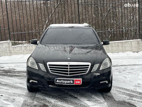 Mercedes-Benz E-Класс 2009 черный - фото 2