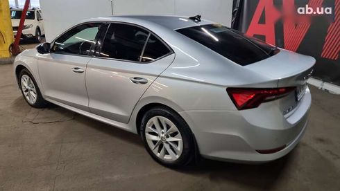 Skoda Octavia 2021 - фото 4