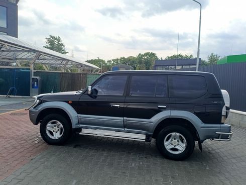 Toyota Land Cruiser Prado 2000 черный - фото 14