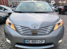 Продажа б/у Toyota Sienna в Днепре - купить на Автобазаре