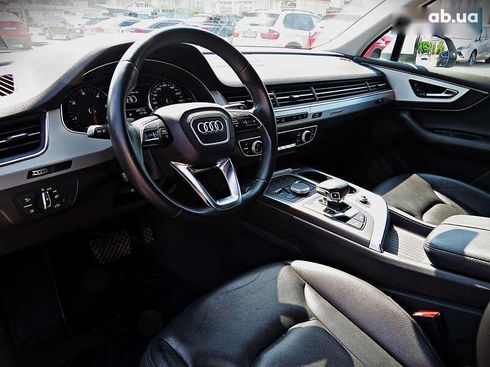 Audi Q7 2019 - фото 6