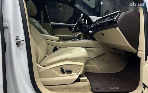 Audi Q7 2018 - фото 17