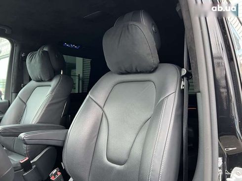 Mercedes-Benz V-Класс 2024 - фото 18