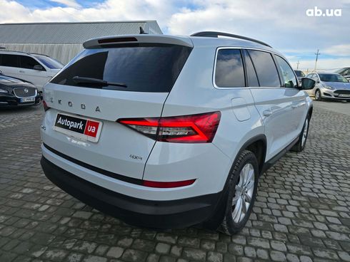 Skoda Kodiaq 2020 белый - фото 8