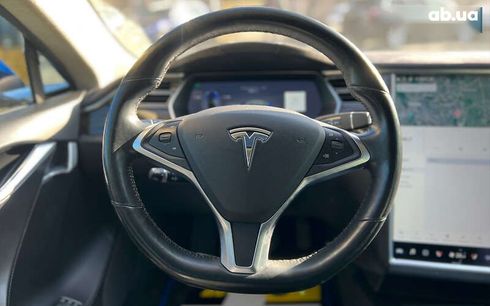 Tesla Model S 2016 - фото 13