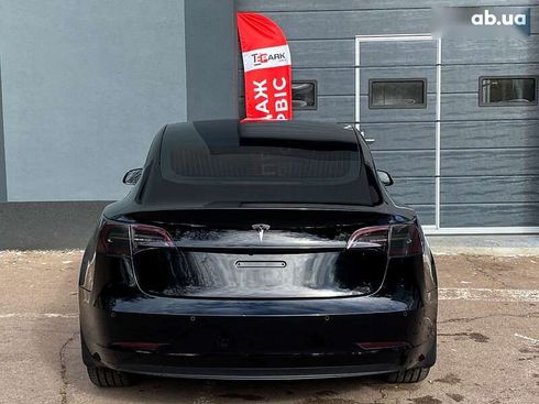 Tesla Model 3 2022 - фото 10