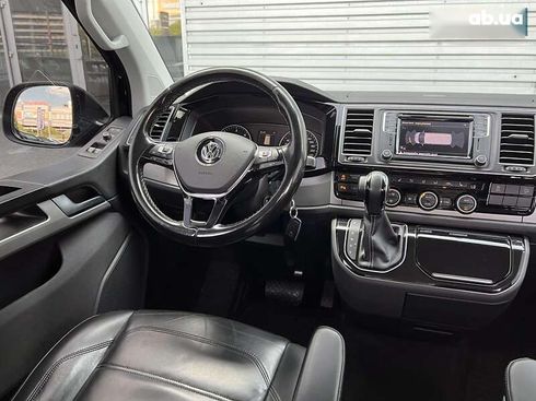 Volkswagen Multivan 2016 - фото 16