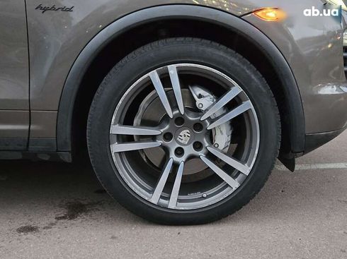 Porsche Cayenne 2011 - фото 18