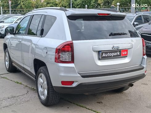 Jeep Compass 2013 серый - фото 7