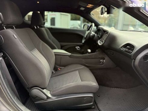 Dodge Challenger 2017 - фото 11