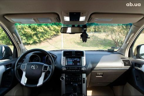 Toyota Land Cruiser Prado 2012 черный - фото 5