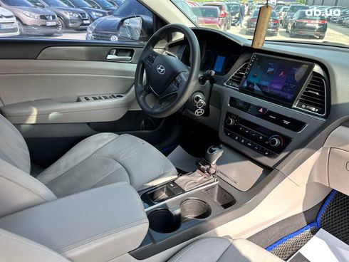 Hyundai Sonata 2014 серый - фото 27