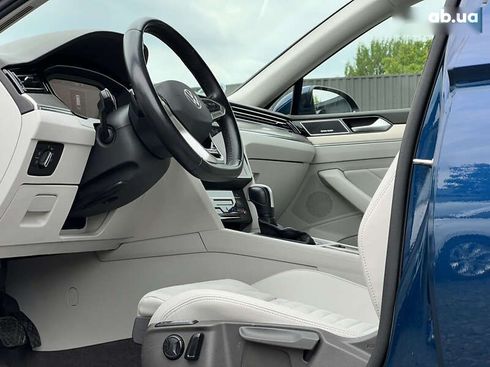Volkswagen Passat 2022 - фото 28