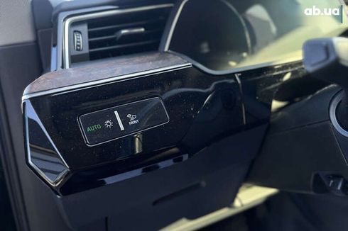 Audi E-Tron 2019 - фото 19