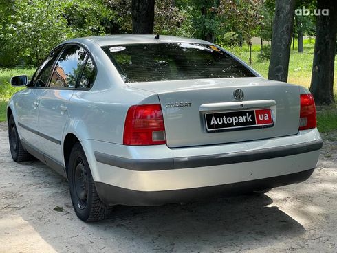 Volkswagen passat b5 1999 серый - фото 12