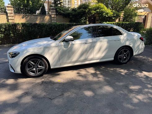 Mercedes-Benz E-Класс 2022 белый - фото 8