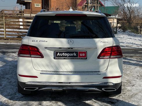 Mercedes-Benz GLE-Класс 2017 белый - фото 8