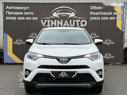 Toyota RAV4 2018 - фото 7