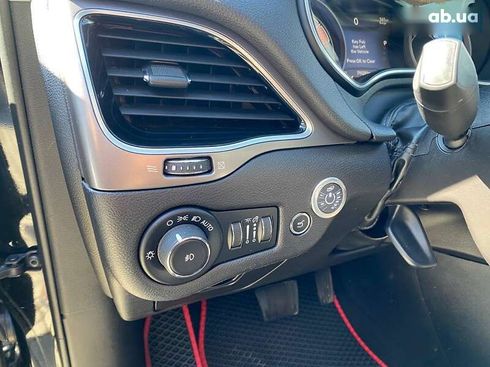 Jeep Cherokee 2018 - фото 14