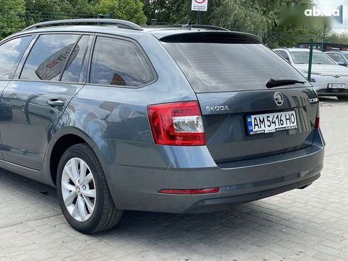 Skoda Octavia 2019 - фото 18