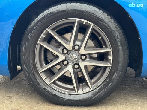 Toyota Auris 2014 синий - фото 11
