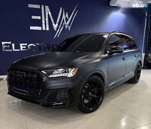 Audi SQ7 2020 - фото 12