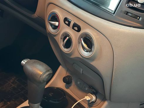 Hyundai Accent 2007 черный - фото 16