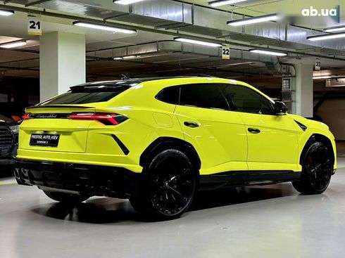 Lamborghini Urus 2020 - фото 25