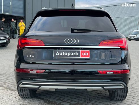 Audi Q5 2020 черный - фото 7