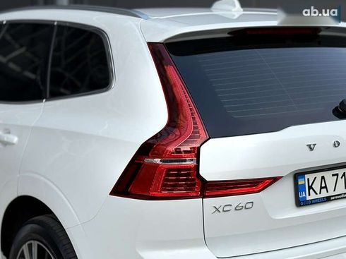 Volvo XC60 2021 - фото 14