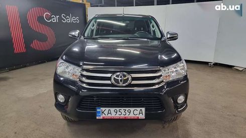 Toyota Hilux 2020 - фото 2