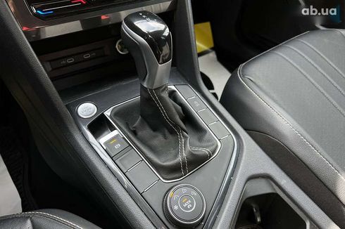 Volkswagen Tiguan 2022 - фото 15