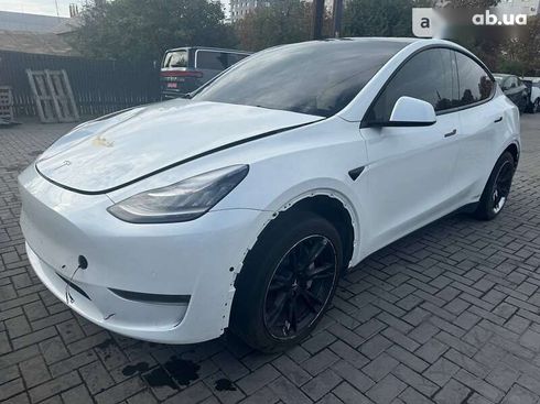 Tesla Model Y 2021 - фото 2