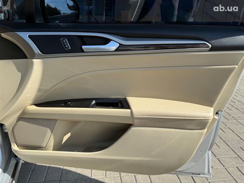 Ford Fusion 2015 серый - фото 16