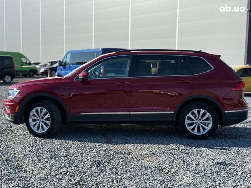 Volkswagen Tiguan 2017 красный - фото 4