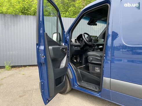 Mercedes-Benz Sprinter 2021 - фото 23