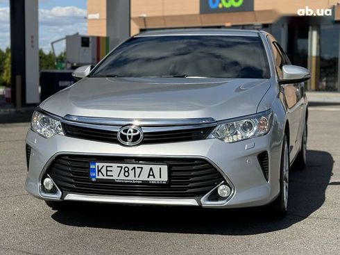 Toyota Camry 2017 - фото 13