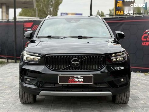 Volvo XC40 2022 - фото 3