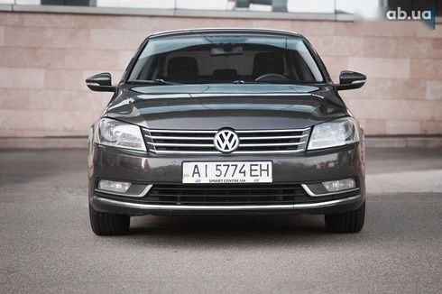 Volkswagen Passat 2011 - фото 7